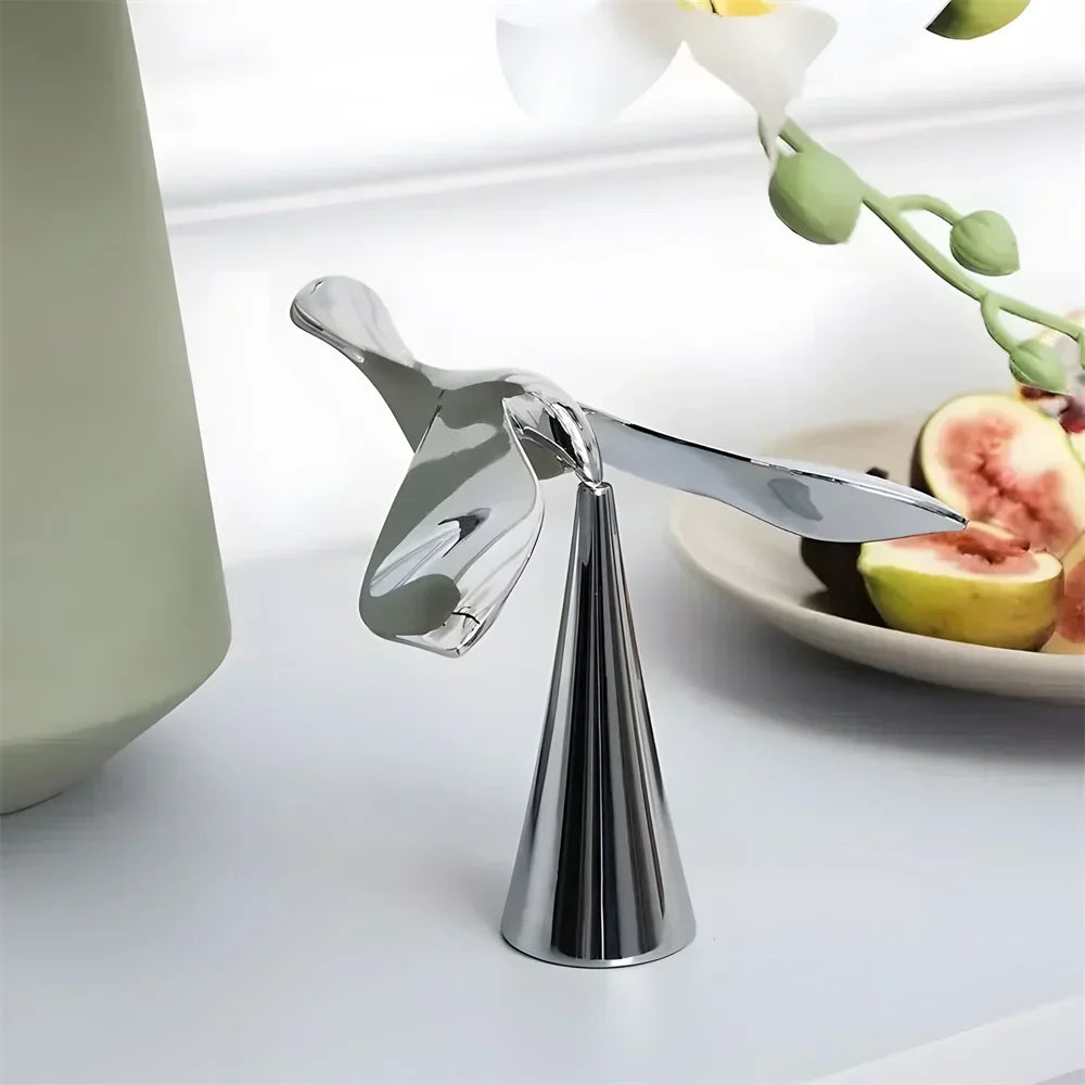 LuxeLift - lifts any bottle with style