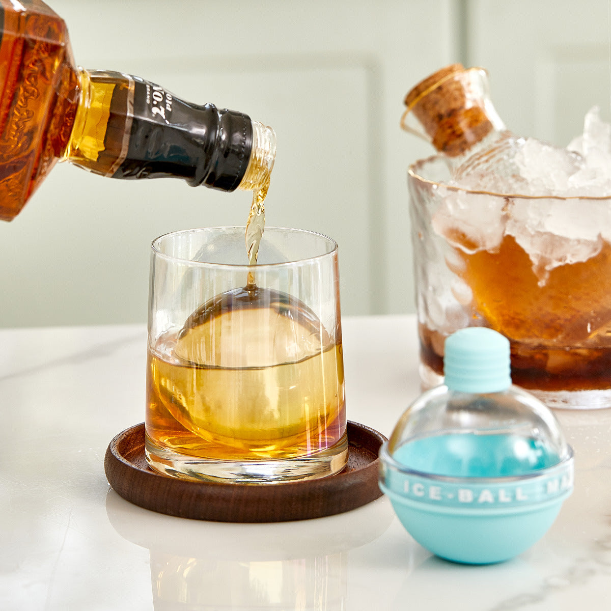 IceGlo - Light Bulb Ice Cube Trays 4erf-SET [Last Day Sale]