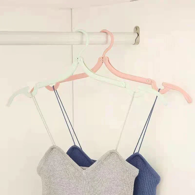 2+1 FREE | PocketHang - Retractable portable travel hangers
