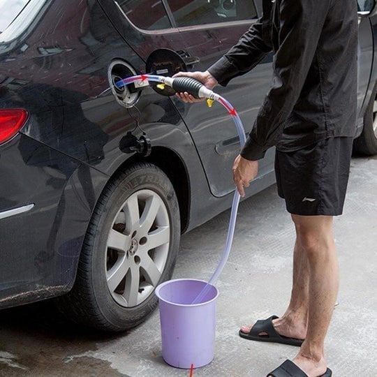 FlexiPump - The versatile hand pump for domestic and emergency use