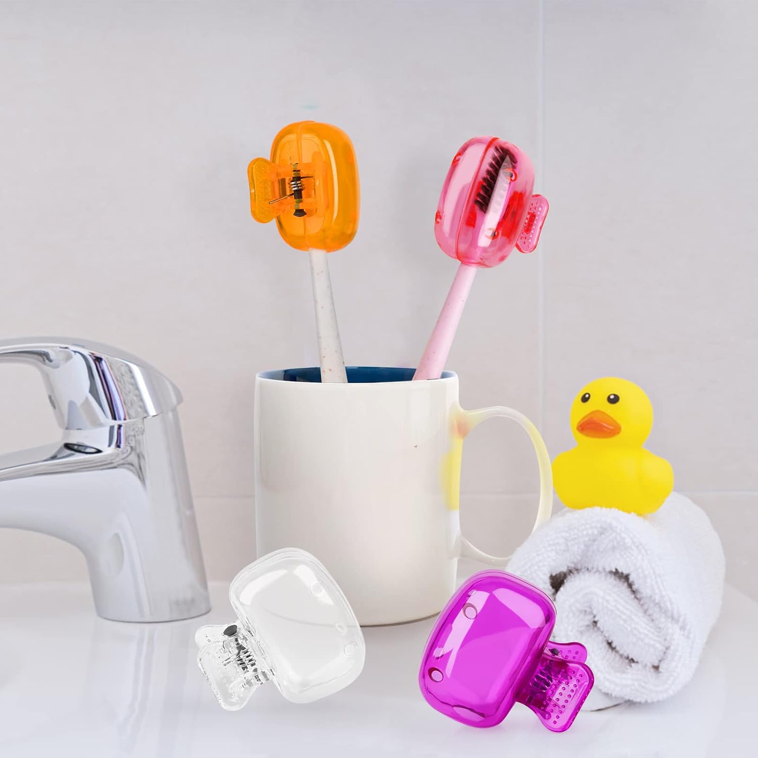 BrushBuddy - Your toothbrush. Safe. Clean. Everywhere (set of 15)