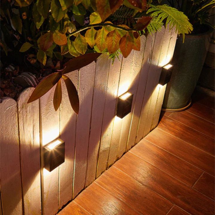 Buy one and get one free | DuoLux - Solar wall lamp with double shade