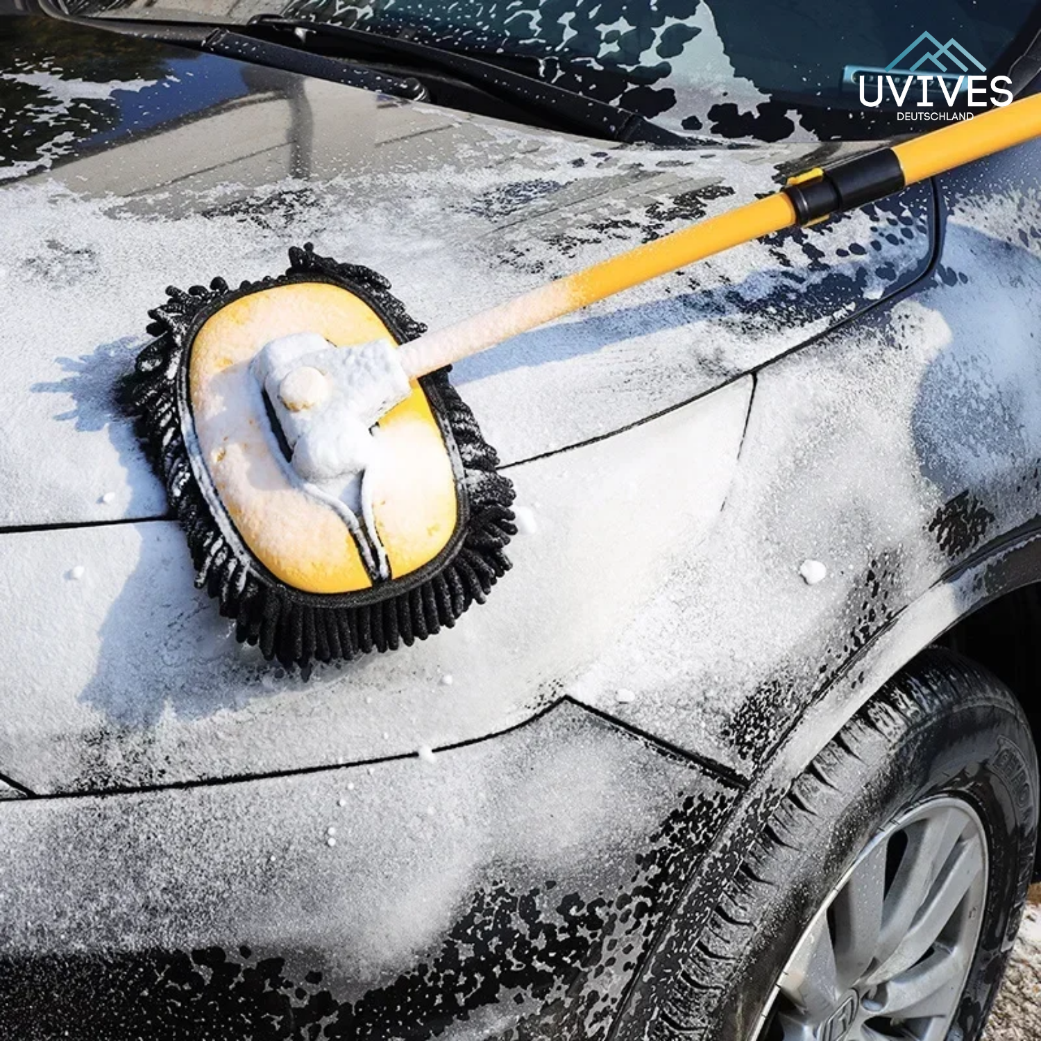 CleanReach – car care without bending, without scratches, without effort.