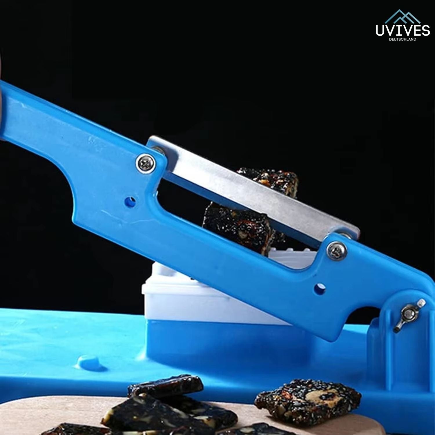 DeskChop™ - Multifunctional cutting machine