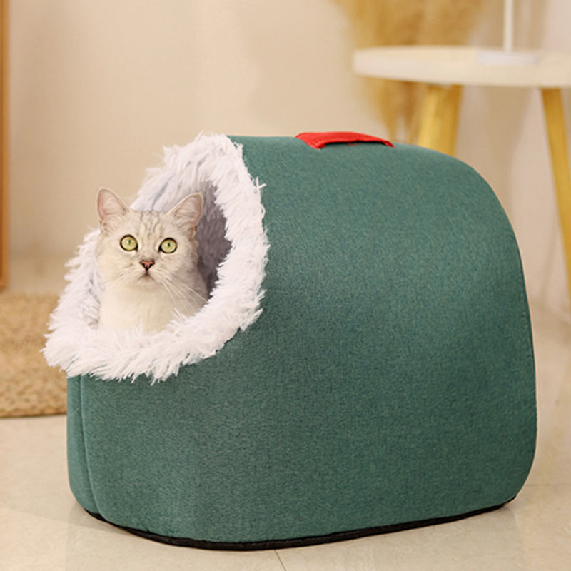 Gezellig winterhuisje voor kleine honden en katten