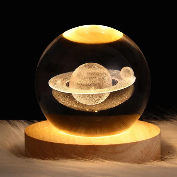 AuraSphere - The floating crystal lamp with magical energy!