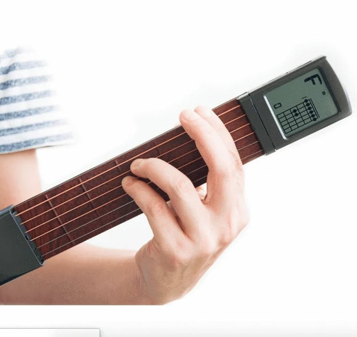 ChordHero - Your digital guitar coach on the go