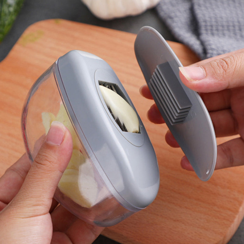 Buy 1 Get 1 Free | GarlicSnap - Hand-Crushed Garlic Cutter [Last Day Sale]
