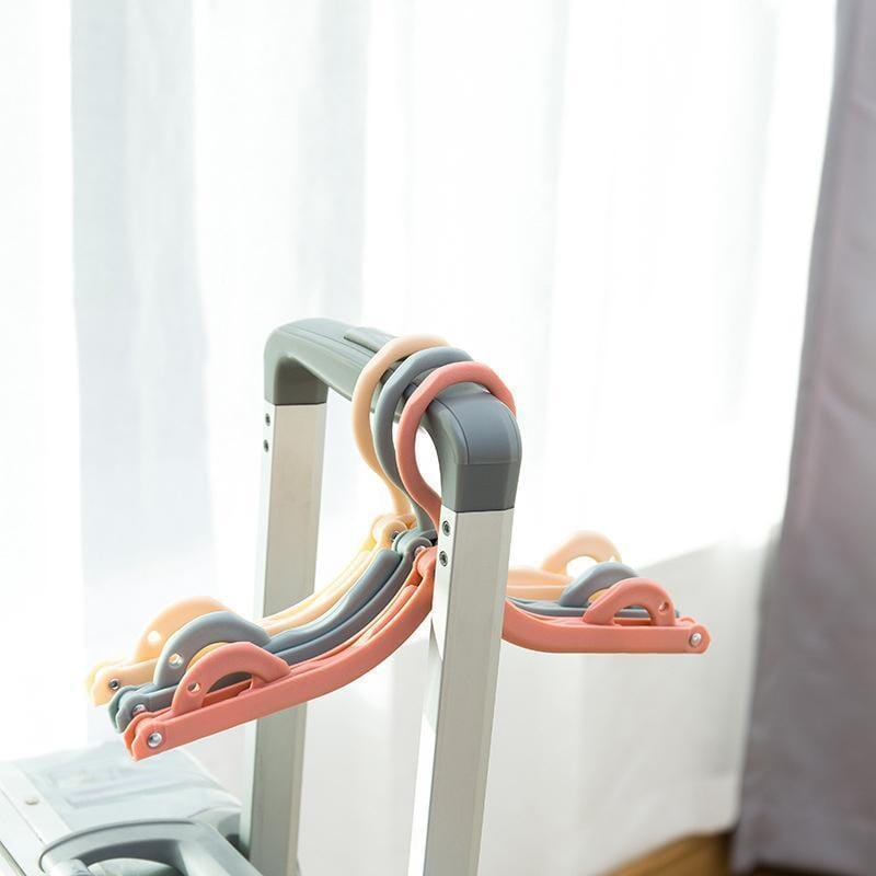 2+1 FREE | PocketHang - Retractable portable travel hangers