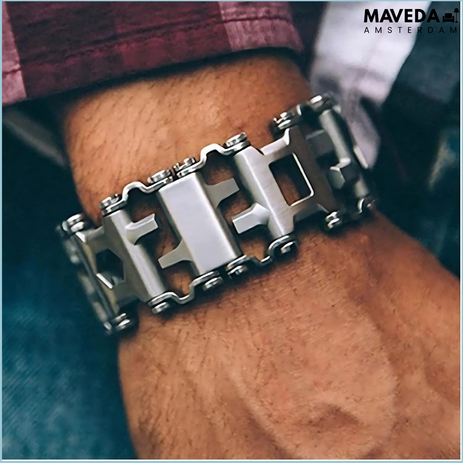 TactiBand - 29-in-1 multi-tool wristband for adventure and everyday use