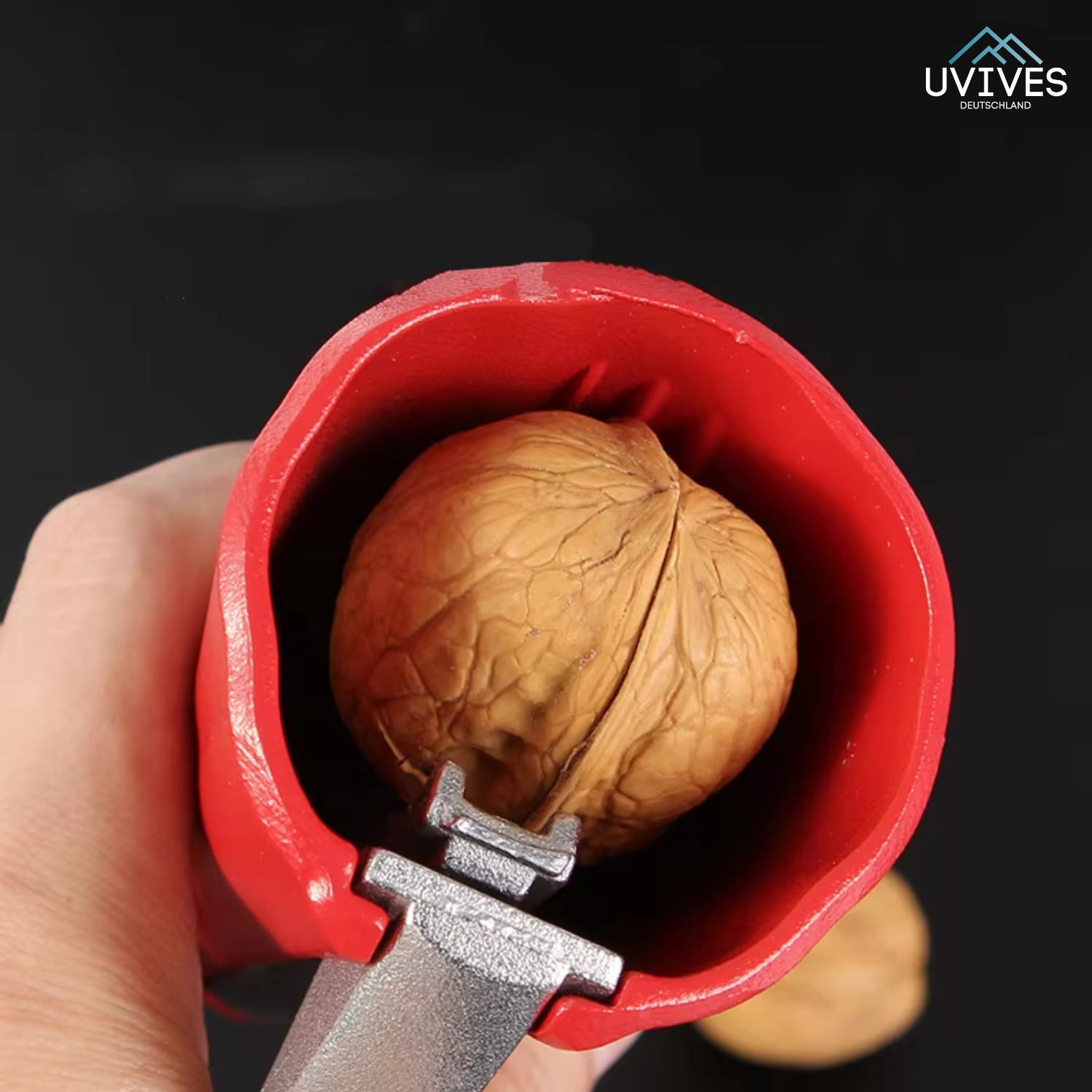 1+1 FREE | NutMeister - Cracks every nut with minimal effort