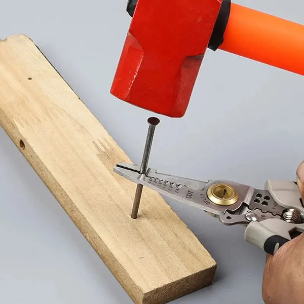 GripMaster™ Professionele Multifunctionele Tang voor Elke Klus