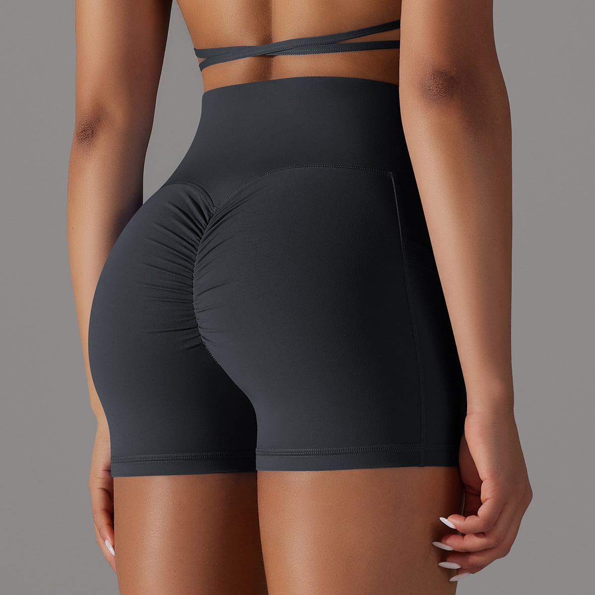 FitNest - The ultimate women's sports shorts with a phone pocket [Last day sale]