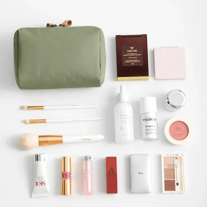 TravelPouch - The perfect makeup bag for travel