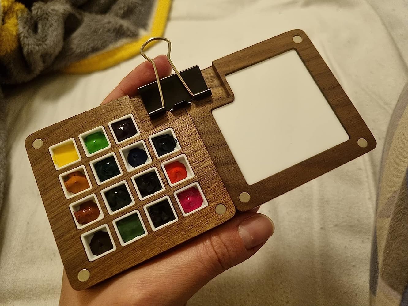 TravelPalette - Pocket-sized color palette