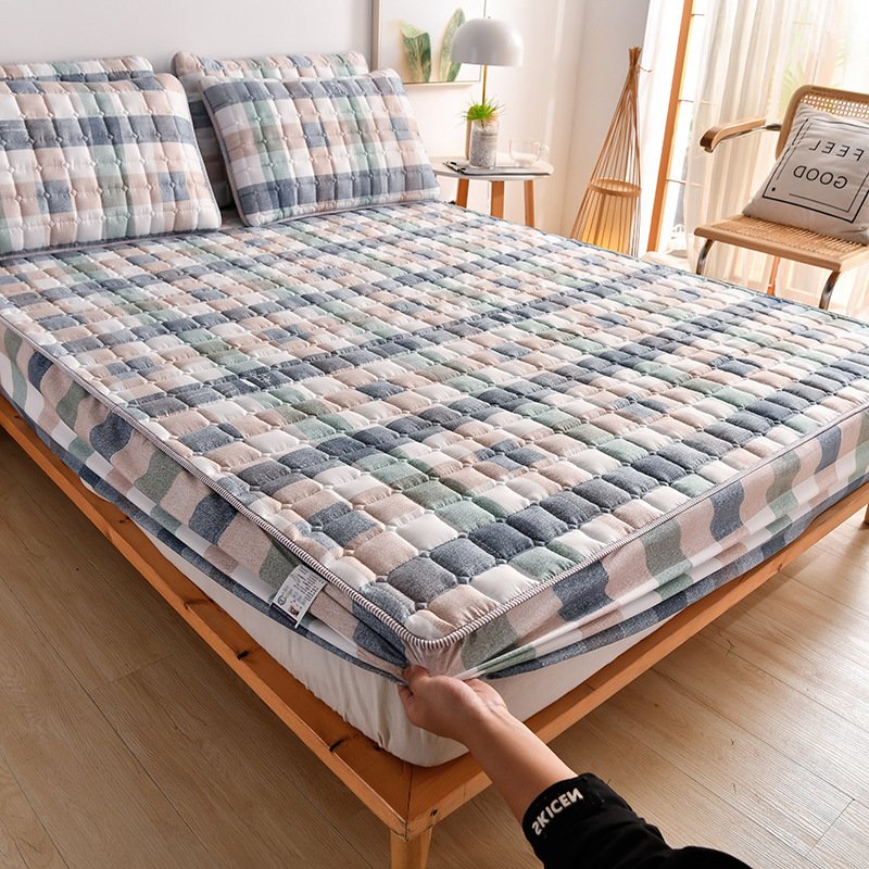 50% OFF | EasySleep™ - Breathable Silky Mattress Cover [Last Day Sale] 