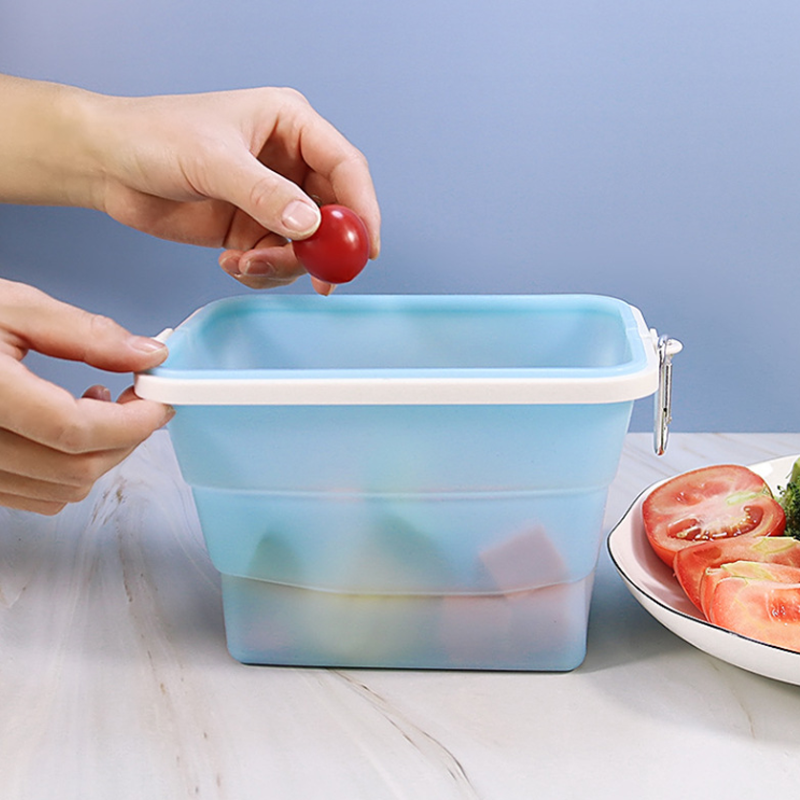 Buy one and get one free | StackiSeal - Collapsible silicone cling film container [Last day's sale]