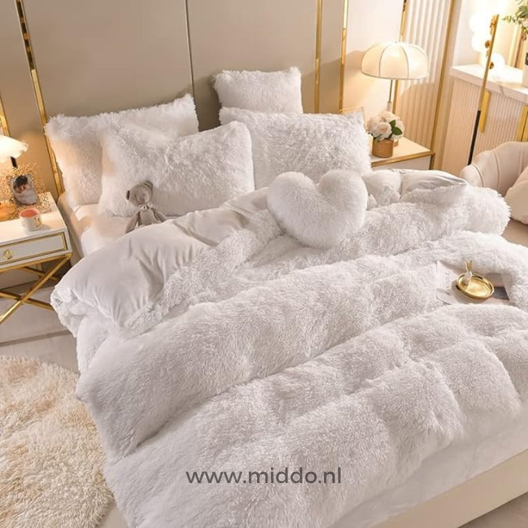 FluffyBliss™ - 5-piece teddy fleece bedding set with a free heart pillow! [Last day sale] 