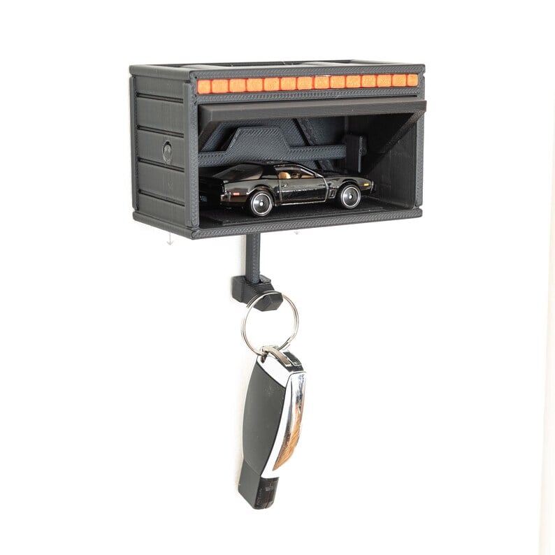 KeySwing - The key holder that moves!
