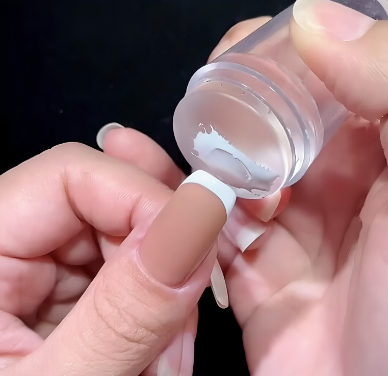 Buy 1+1 FREE | NailPerfection - Perfect French tips in seconds!