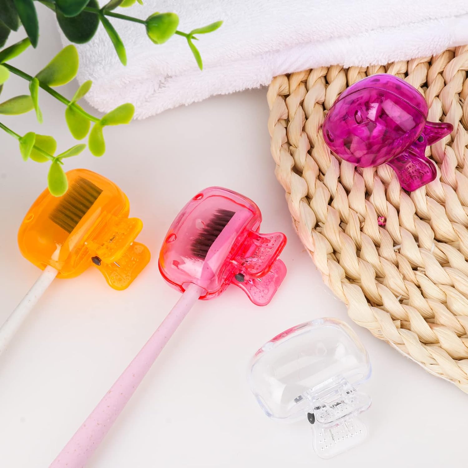 BrushBuddy - Your toothbrush. Safe. Clean. Everywhere (set of 15)