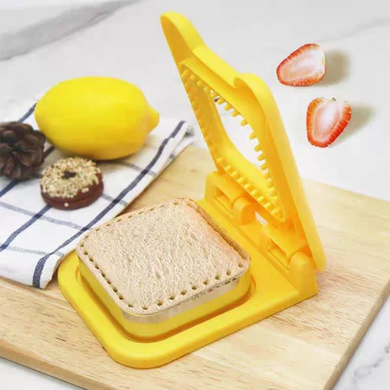 Buy 1 Get 1 Free | SandwichPresser™ - Sandwich Cutter and Press [Last Day Sale]