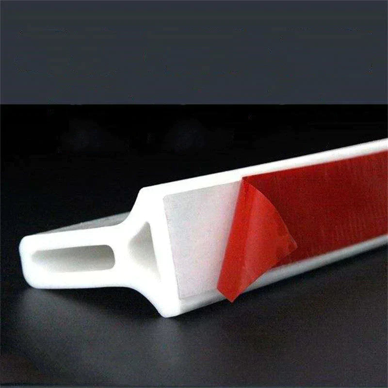 FlowLock - Water-repellent silicone barrier for showers