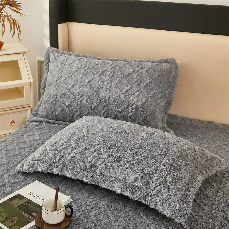 50% OFF | DreamyComfort™ - Luxurious comfort with a velvet duvet cover [Last day of sale].
