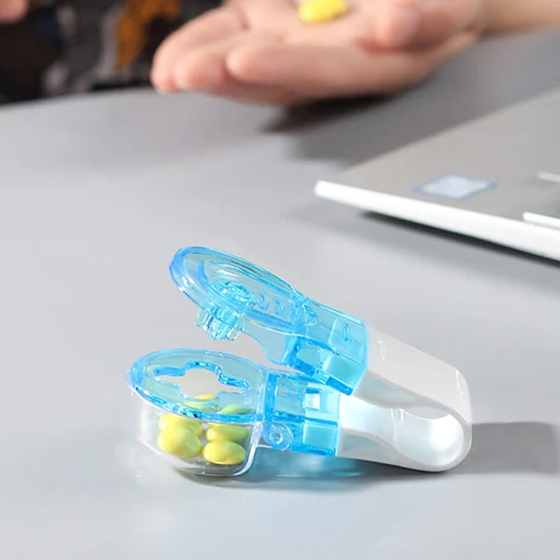 50% OFF | Pill on the Go™ - Portable Tablet Dispenser