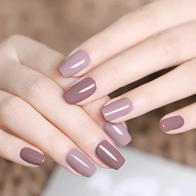 Gemakkelijk precisie nagelkunstset voor vlekkeloze nagels in salonstijl