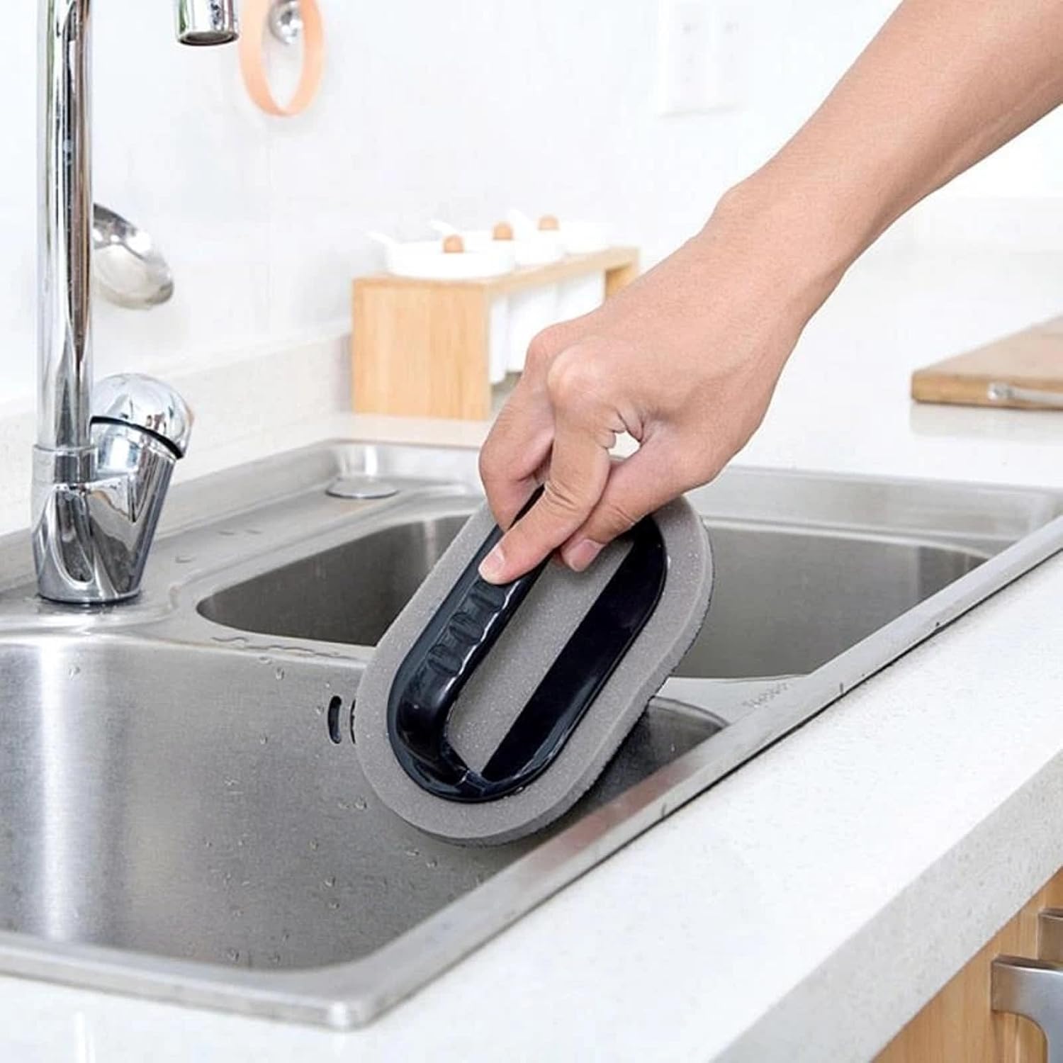 Buy 1+1 FREE | ScrubHero - Clean every last corner! 