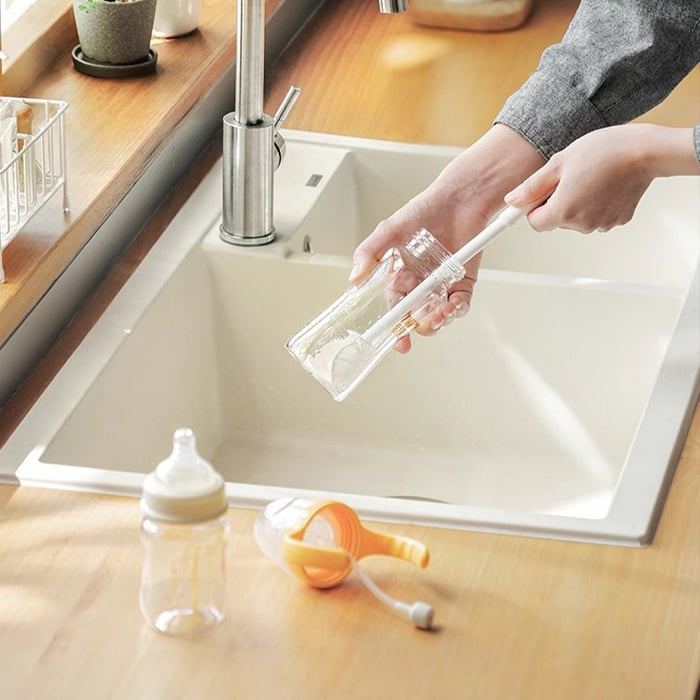 1+1 FREE | PureBrush – The hygienic silicone brush for bottles &amp; more!