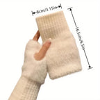 Paar touchscreenhandschoenen met warme fleecevoering