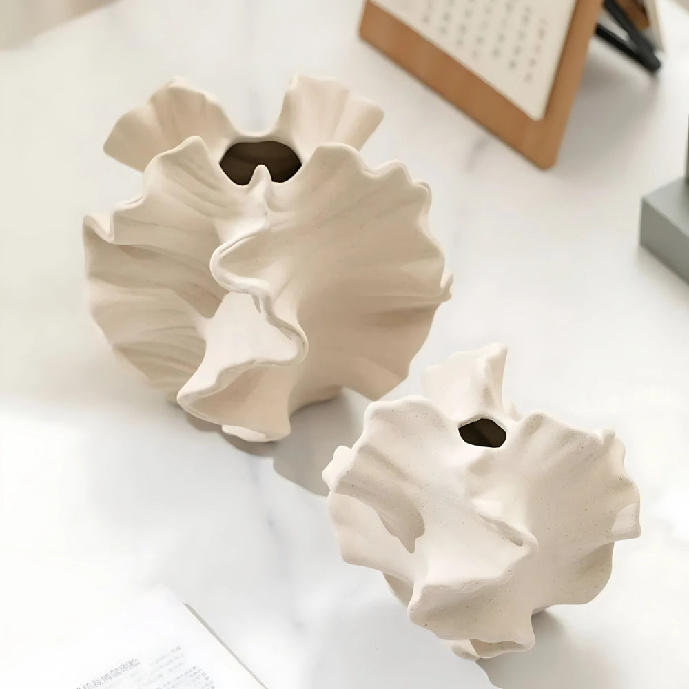 Golvende Muurdecoratie met Oceaangeïnspireerde Textuur voor Elegante Interieurs