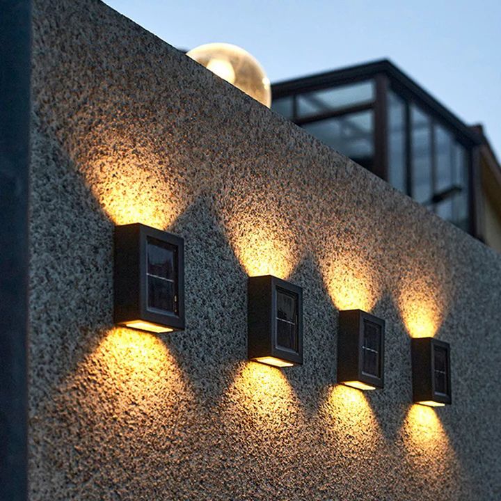 Buy one and get one free | DuoLux - Solar wall lamp with double shade