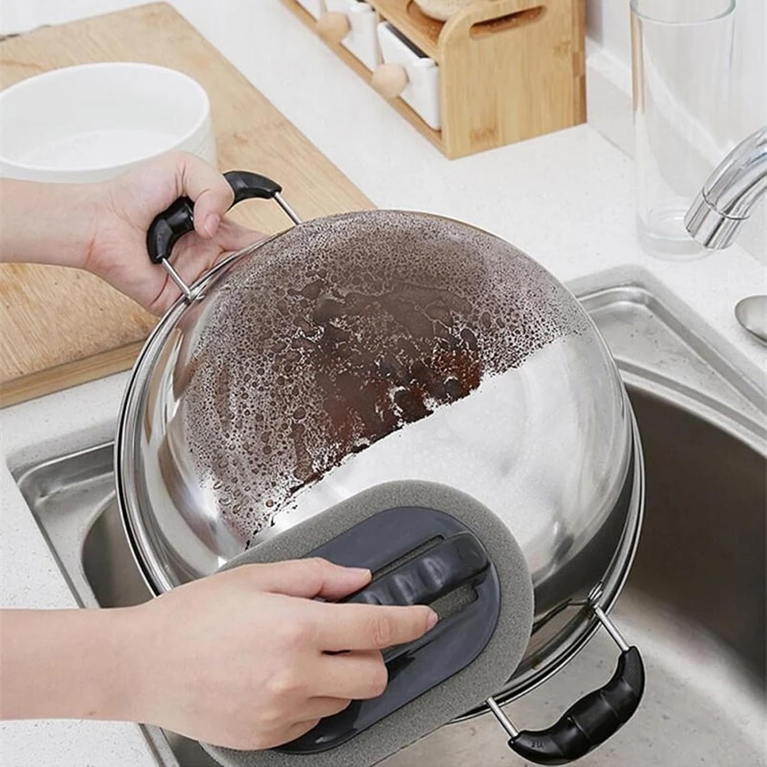 Buy 1+1 FREE | ScrubHero - Clean every last corner! 