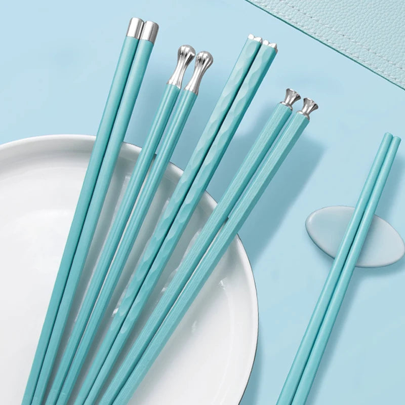 Elegante set bamboe eetstokjes voor stijlvol dineren en gasten ontvangen