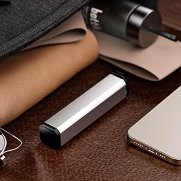 FlexMount Clip - Your screen perfectly visible everywhere