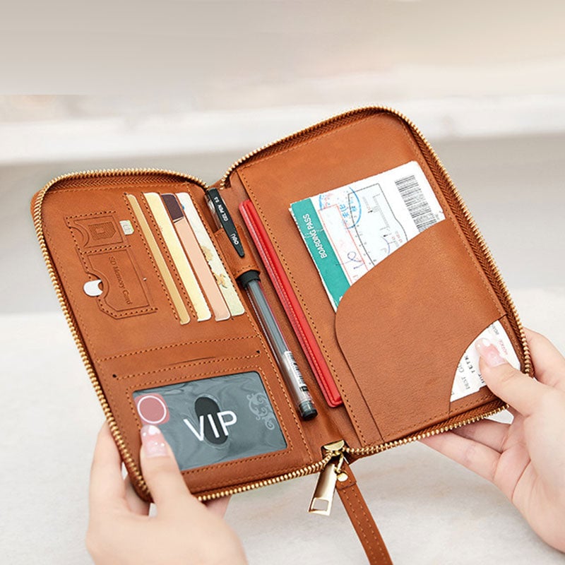 SafePort - The smart passport cover with RFID protection