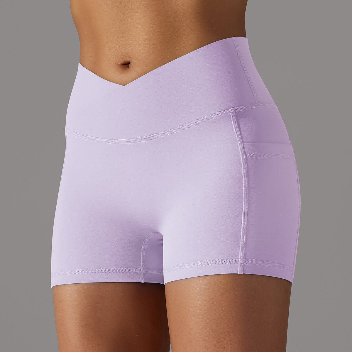 FitNest - The ultimate women's sports shorts with a phone pocket [Last day sale]