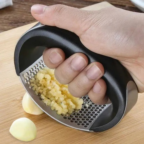 EasyPress™ - Garlic Press | Save time in the kitchen!