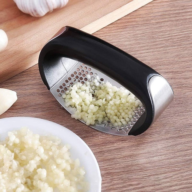 EasyPress™ - Garlic Press | Save time in the kitchen!