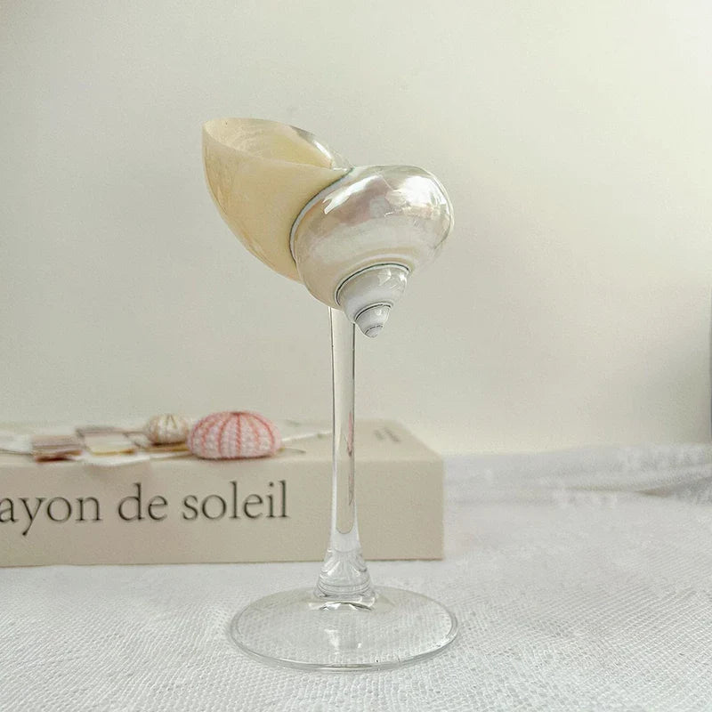 Elegante cocktailglazen geïnspireerd op de oceaan