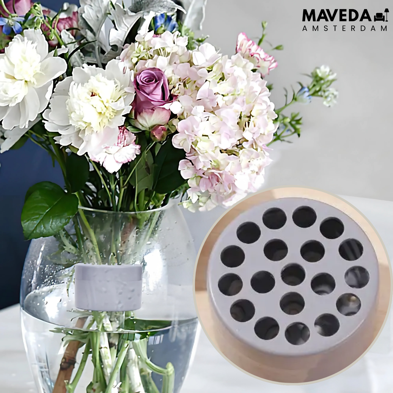 Buy 1+1 FREE | BloomHolder - Perfect arrangements in seconds