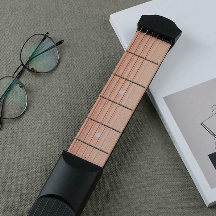 ChordHero - Your digital guitar coach on the go