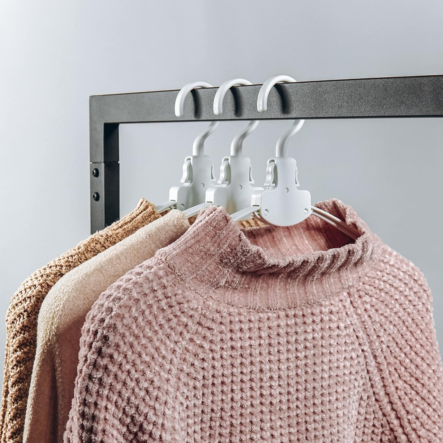 ClothSaver - Folding clothes hangers