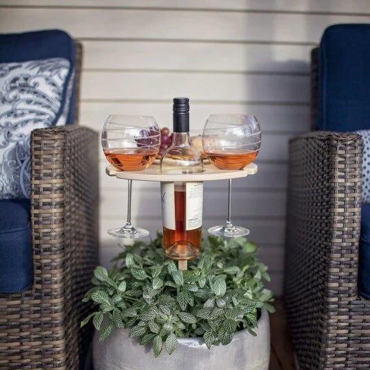 WineMate - your stylish companion for enjoying wine outdoors