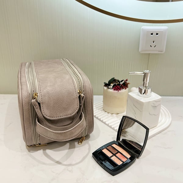 GlamGo - Large Capacity Travel Cosmetic Bag [Last Day Sale]