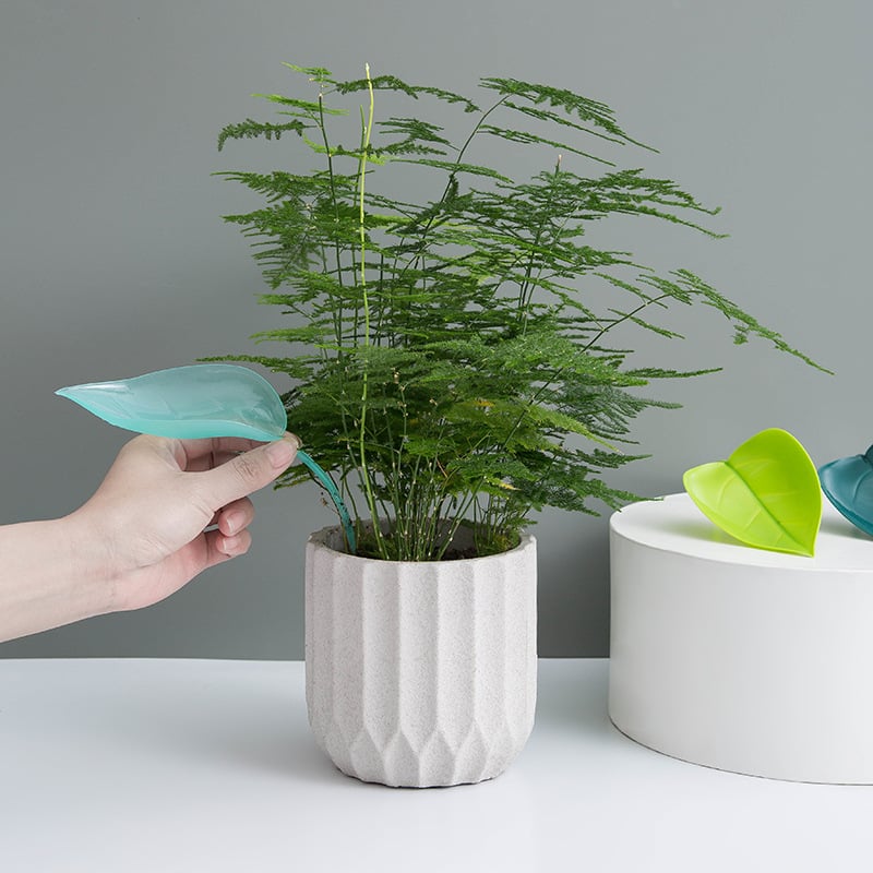 3+3 FREE | Leafy - Leaf Design Watering Funnel [Last Day Sale]