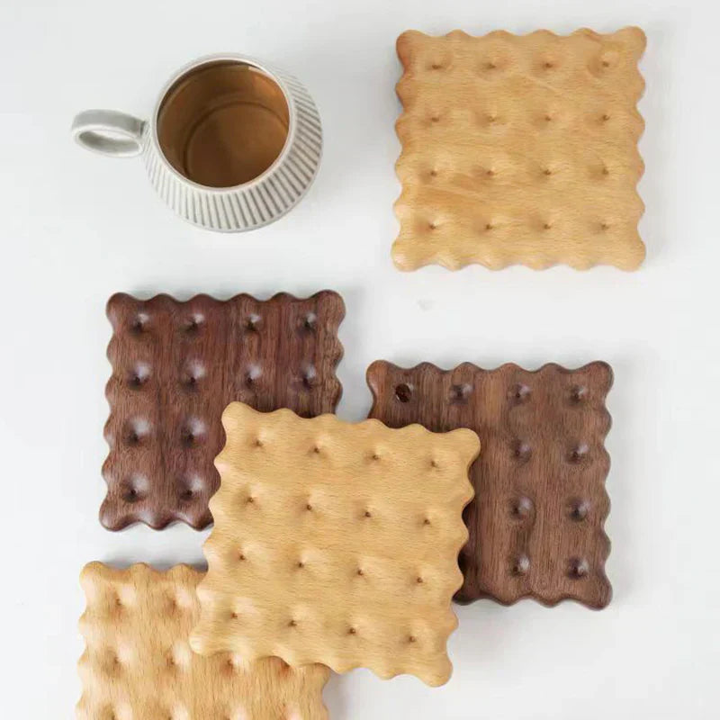 BiscWood™ - Stylish coasters with a biscuit design!